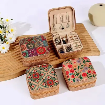 Delicate Light Luxury Jewelry Storage Box 